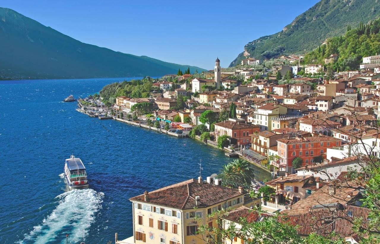 Limone Downtown Apartment Limone sul Garda Luaran gambar