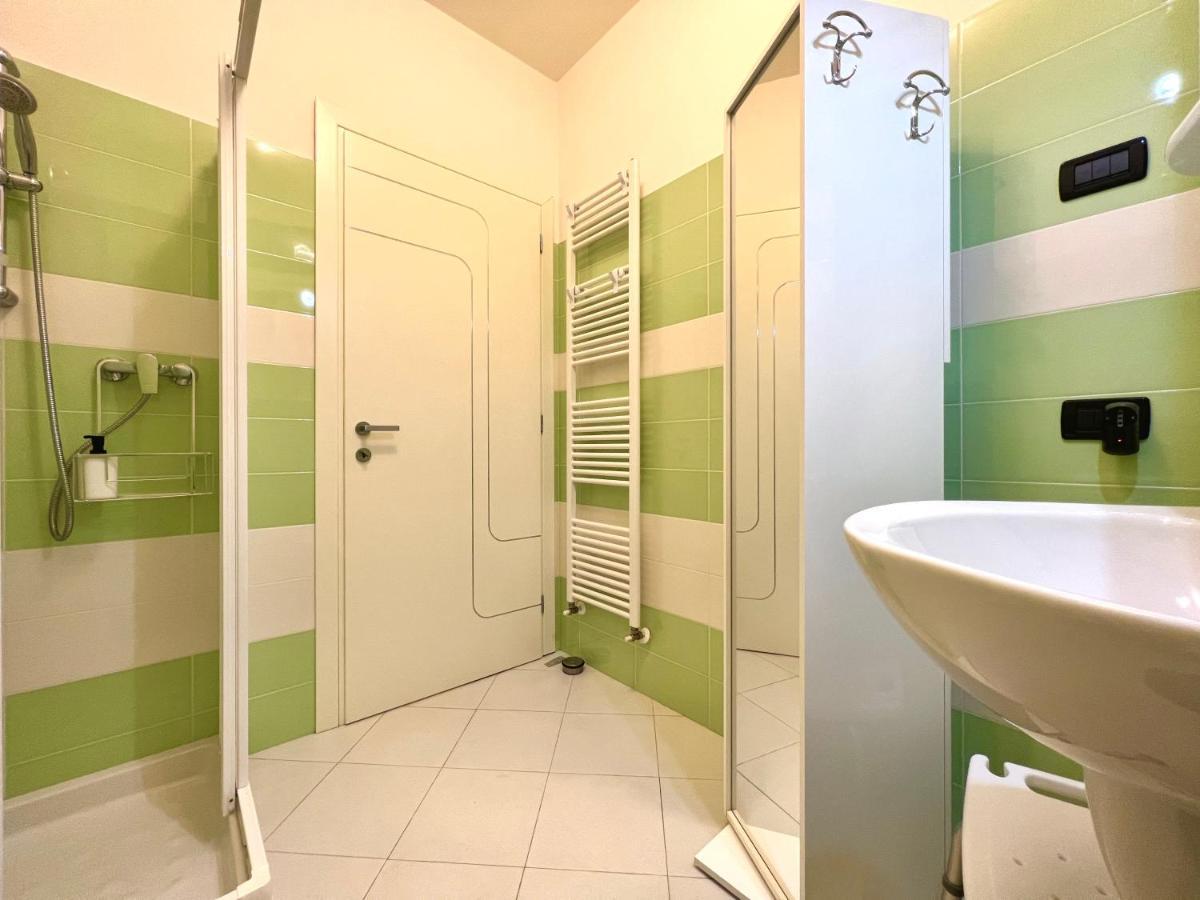 Limone Downtown Apartment Limone sul Garda Luaran gambar